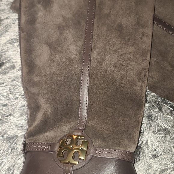 Tory Burch Boots - Picture 6 of 16